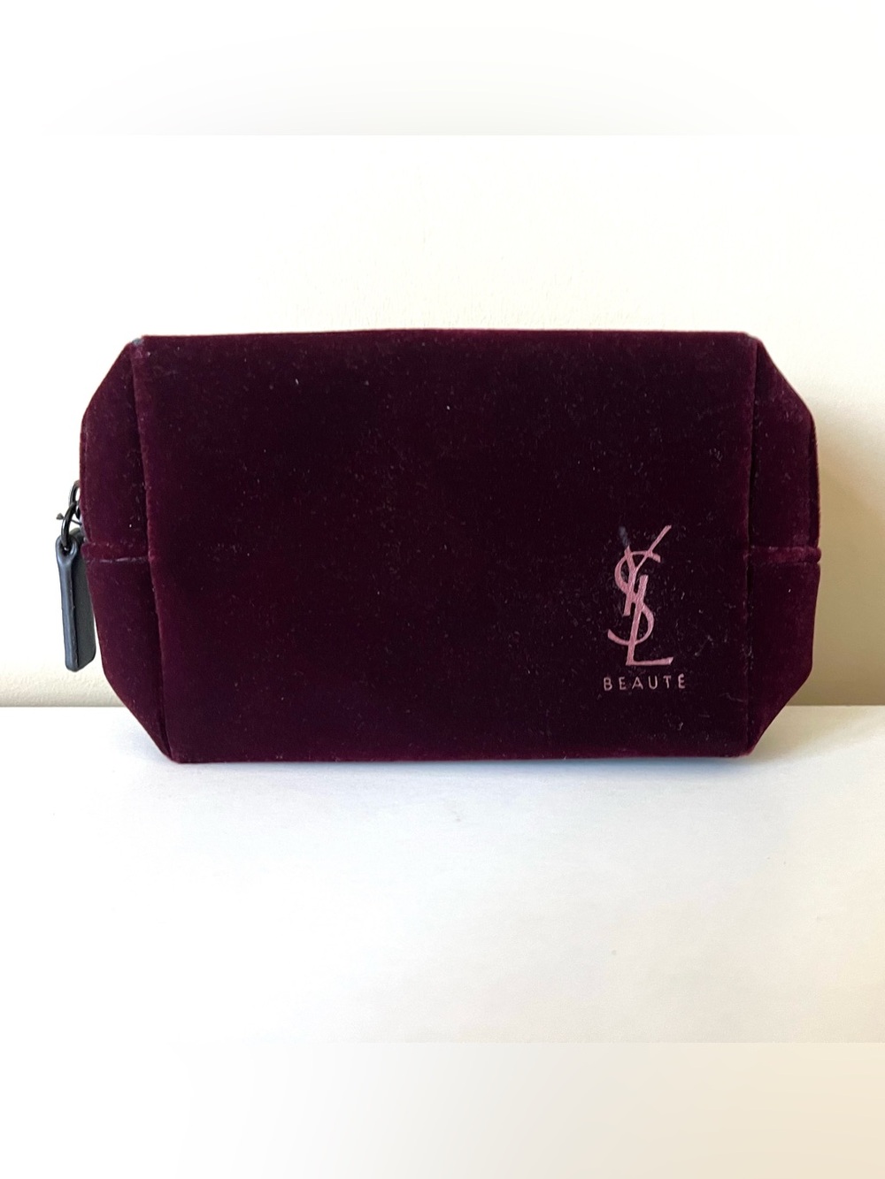 Yves Saint Laurent Beaute Burgundy Velvet Jewelry/Cosmetic  Pouch